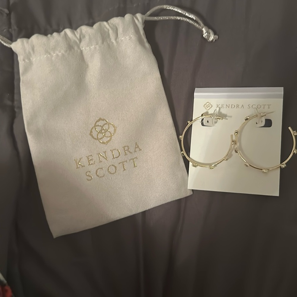 Kendra Scott Hoops